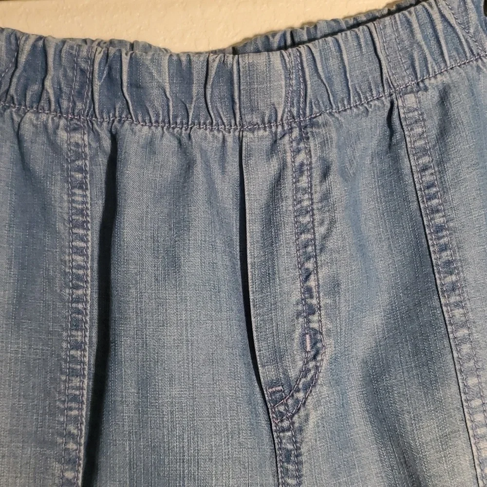 🦋PLATINUM LIGHTWEIGHT DENIM CAPRI PANTS SIZE 1 R (8) - Picture 2 of 10